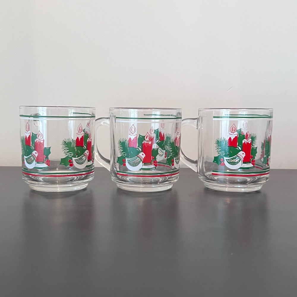 Christmas Glass Coffee Mugs Clear Glass with Red Candle and White Bird KIG